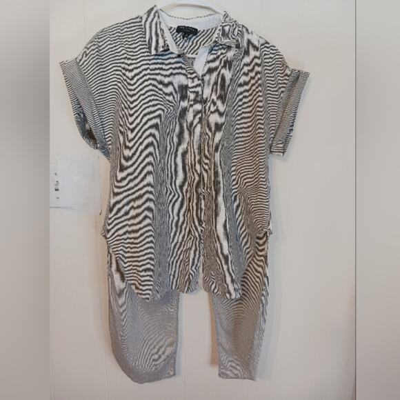 Rag and Bone Ara Tie back short sleeved blouse. Size M - Picture 5 of 10